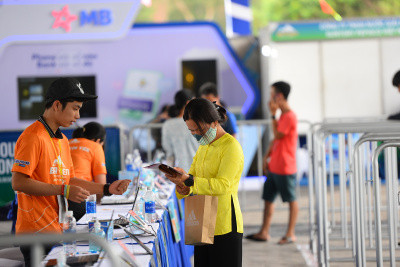 ภาพ Ba Den Mountain Marathon 2021