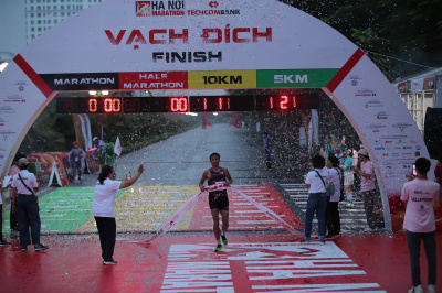 Foto Techcombank Hà Nội Marathon 2022
