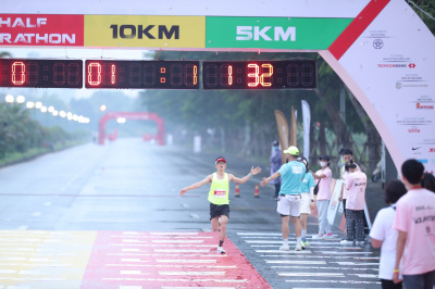 Foto Techcombank Hà Nội Marathon 2022