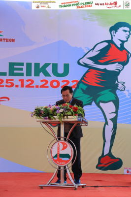 Foto Giải Marathon thành phố Pleiku 2022