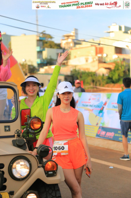 Foto Giải Marathon thành phố Pleiku 2022