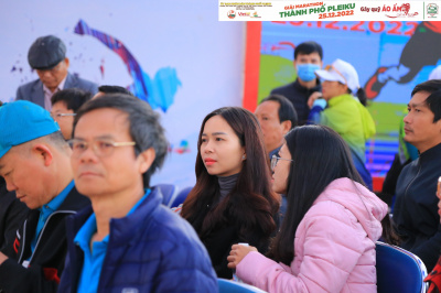 Foto Giải Marathon thành phố Pleiku 2022