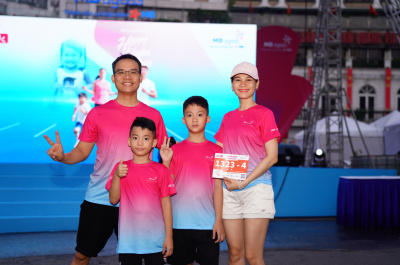 ภาพ MB Ageas Life Happy Ekiden 2023
