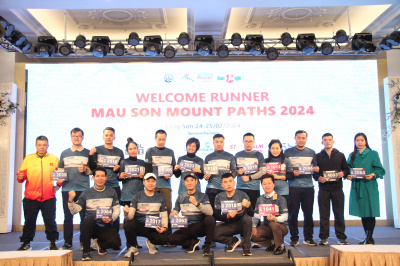 Mau Son Mount Paths 2024 照片