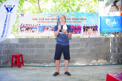 Foto Thong dong Hòn Chùa Phú Yên 2024
