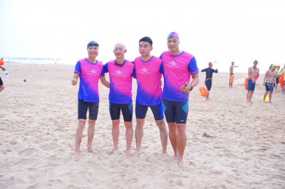 Foto Thong dong Hòn Chùa Phú Yên 2024
