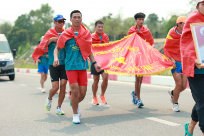 THACO Marathon Vì An Toàn Giao Thông - Điện Biên 2024 照片