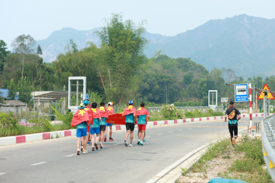 THACO Marathon Vì An Toàn Giao Thông - Điện Biên 2024 照片