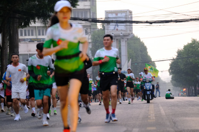 Foto Chạy đồng hành vì “Bình yên biên giới” 2024