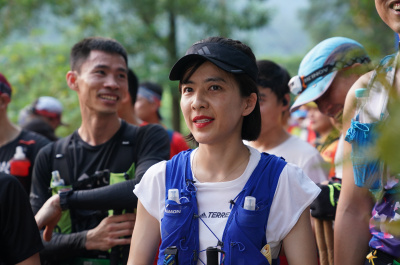 Hàm Lợn Chân Ái 照片