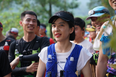 Hàm Lợn Chân Ái 照片