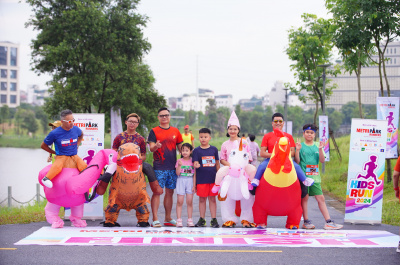 Foto Giải chạy bộ MỄ TRÌ PARK RUNNERS - KIDS RUN 2024