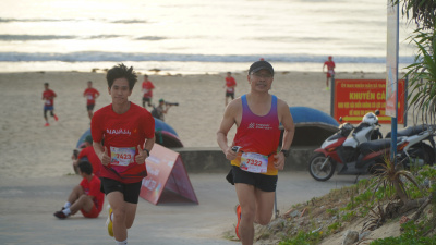 ภาพ Tam Thanh cùng AIA