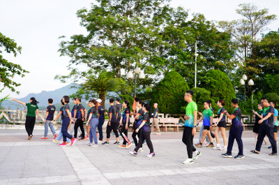 VPRun - sinh nhật VPBank Hòa Bình 16 tuổiの写真