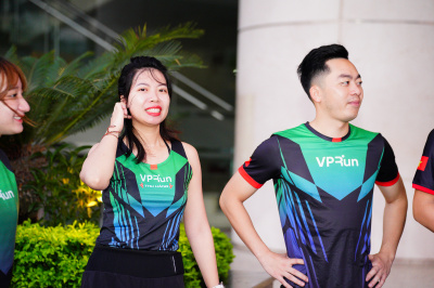 ภาพ KHỞI ĐỘNG VPRUN HÀNH TRÌNH KẾT NỐI - 31 NĂM KIẾN TẠO THỊNH VƯỢNG