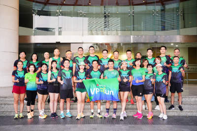 ภาพ KHỞI ĐỘNG VPRUN HÀNH TRÌNH KẾT NỐI - 31 NĂM KIẾN TẠO THỊNH VƯỢNG