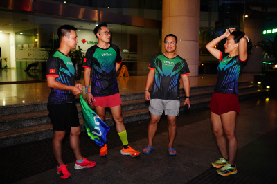 ภาพ KHỞI ĐỘNG VPRUN HÀNH TRÌNH KẾT NỐI - 31 NĂM KIẾN TẠO THỊNH VƯỢNG