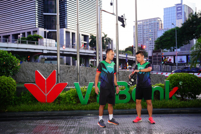 ภาพ KHỞI ĐỘNG VPRUN HÀNH TRÌNH KẾT NỐI - 31 NĂM KIẾN TẠO THỊNH VƯỢNG