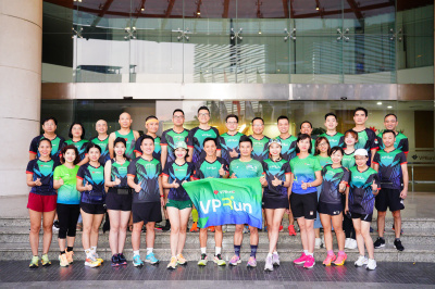 ภาพ KHỞI ĐỘNG VPRUN HÀNH TRÌNH KẾT NỐI - 31 NĂM KIẾN TẠO THỊNH VƯỢNG