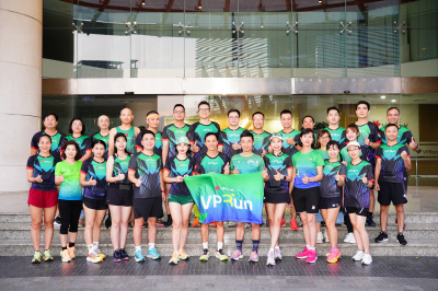 ภาพ KHỞI ĐỘNG VPRUN HÀNH TRÌNH KẾT NỐI - 31 NĂM KIẾN TẠO THỊNH VƯỢNG