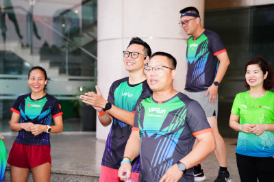 ภาพ KHỞI ĐỘNG VPRUN HÀNH TRÌNH KẾT NỐI - 31 NĂM KIẾN TẠO THỊNH VƯỢNG