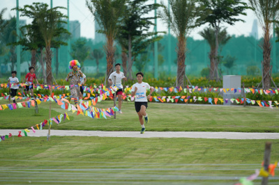 Foto Giải chạy vượt thử thách ViBRANT RaCE - Family Version