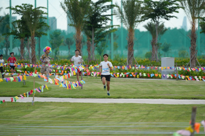 Foto Giải chạy vượt thử thách ViBRANT RaCE - Family Version
