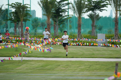 Foto Giải chạy vượt thử thách ViBRANT RaCE - Family Version