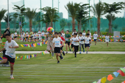 Foto Giải chạy vượt thử thách ViBRANT RaCE - Family Version