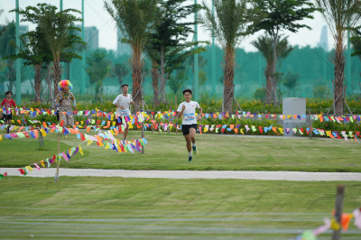 Foto Giải chạy vượt thử thách ViBRANT RaCE - Family Version