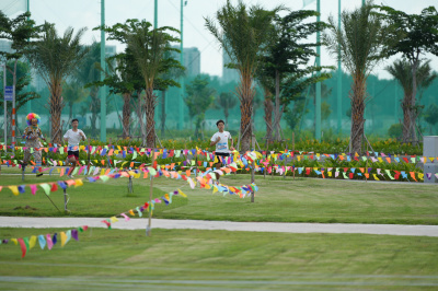 Foto Giải chạy vượt thử thách ViBRANT RaCE - Family Version