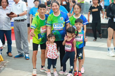 Giải chạy Cung đường những hàng Dầu 2024 照片
