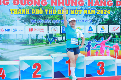 Giải chạy Cung đường những hàng Dầu 2024 照片