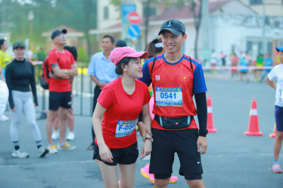 Giải chạy Cung đường những hàng Dầu 2024 照片