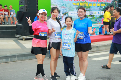 Giải chạy Cung đường những hàng Dầu 2024 照片