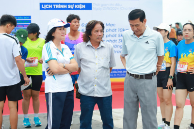 Giải chạy Cung đường những hàng Dầu 2024 照片