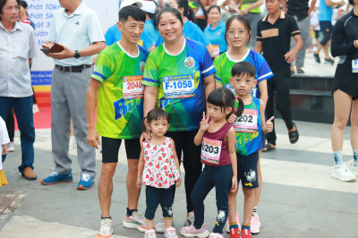 Giải chạy Cung đường những hàng Dầu 2024 照片