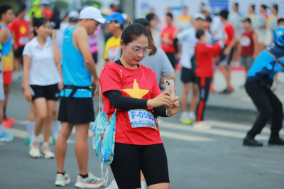 Giải chạy Cung đường những hàng Dầu 2024 照片