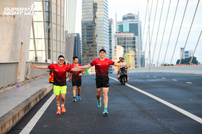 Photo 2.9.2024 CITY TOUR WITH SUPERMAN NIGHT RUN