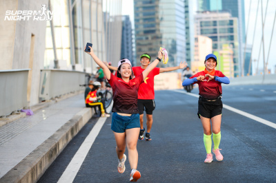 Photo 2.9.2024 CITY TOUR WITH SUPERMAN NIGHT RUN