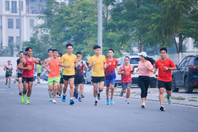 Foto Happy Feet Long Run - The Manor Central Park 15/09/2024