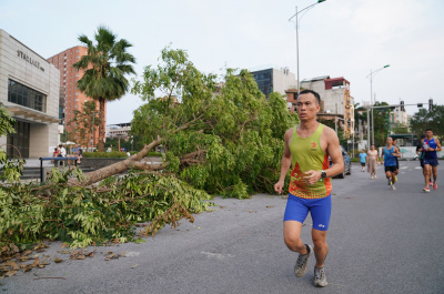 ภาพ 24H cho em - Chạy vì trẻ em vùng lũ