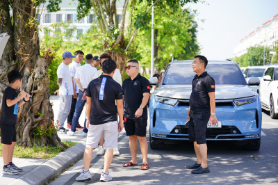 Photo “333 xe VF9” - Mãnh Liệt Tinh Thần Việt Nam