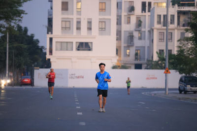 Foto Happy Feet Long Run - The Manor Central Park 06/10/2024