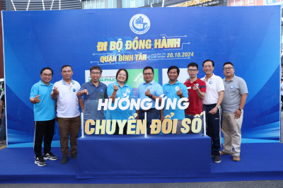 Foto Đi bộ đồng hành, hưởng ứng chuyển đổi số trên địa bàn Quận Bình Tân