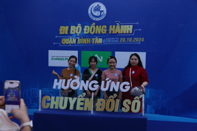 Foto Đi bộ đồng hành, hưởng ứng chuyển đổi số trên địa bàn Quận Bình Tân