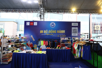 Foto Đi bộ đồng hành, hưởng ứng chuyển đổi số trên địa bàn Quận Bình Tân
