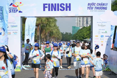 Together We Step - Bước chân gắn kết yêu thương 照片
