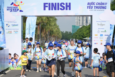 Together We Step - Bước chân gắn kết yêu thương 照片