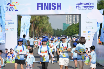Together We Step - Bước chân gắn kết yêu thương 照片